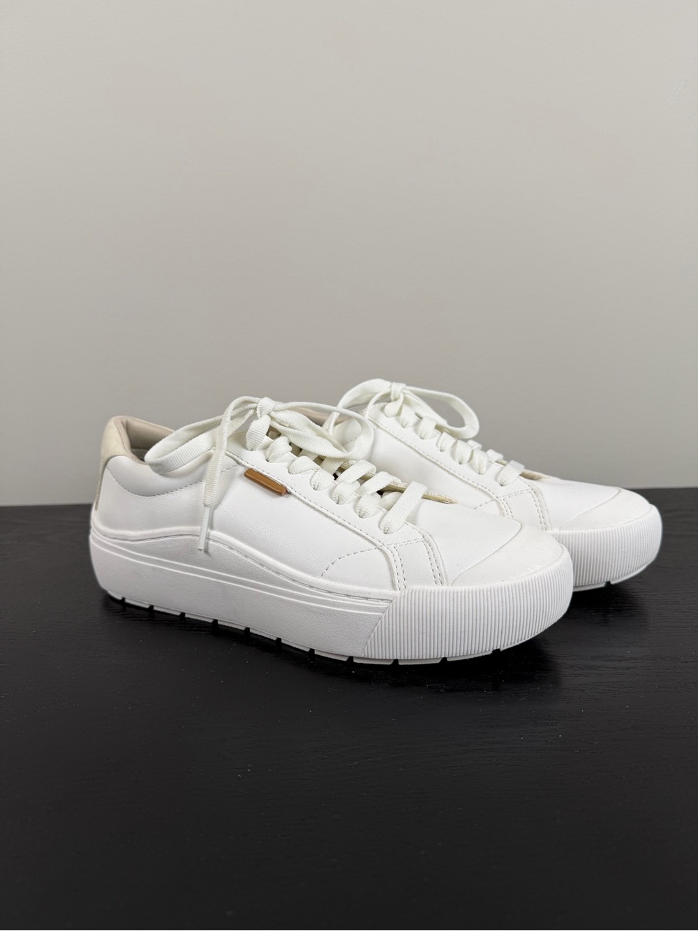 Dr. Scholl’s Madison Cloud Platform Sneakers White Size 6